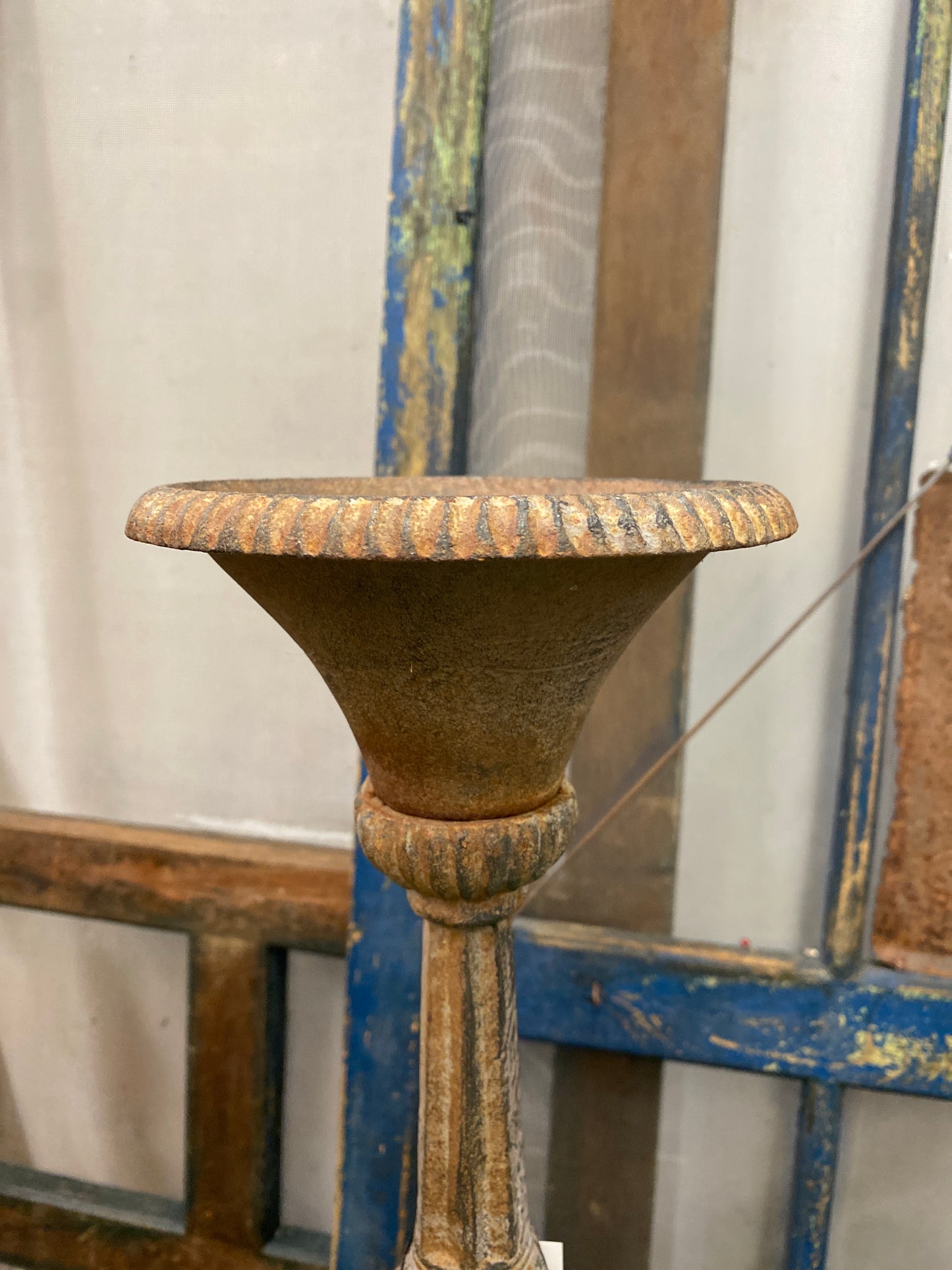 CAST IRON STAND