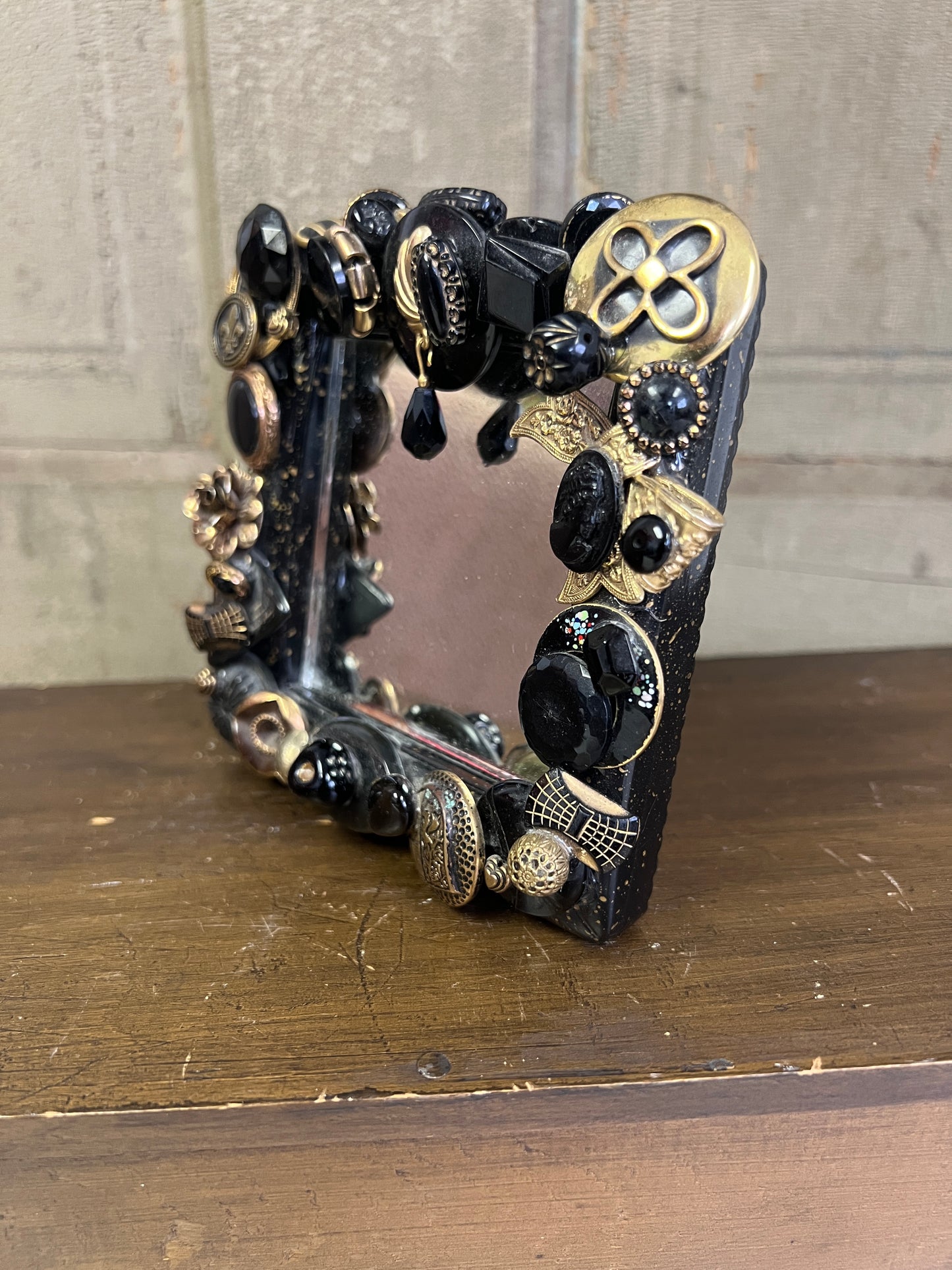 Button Picture Frame