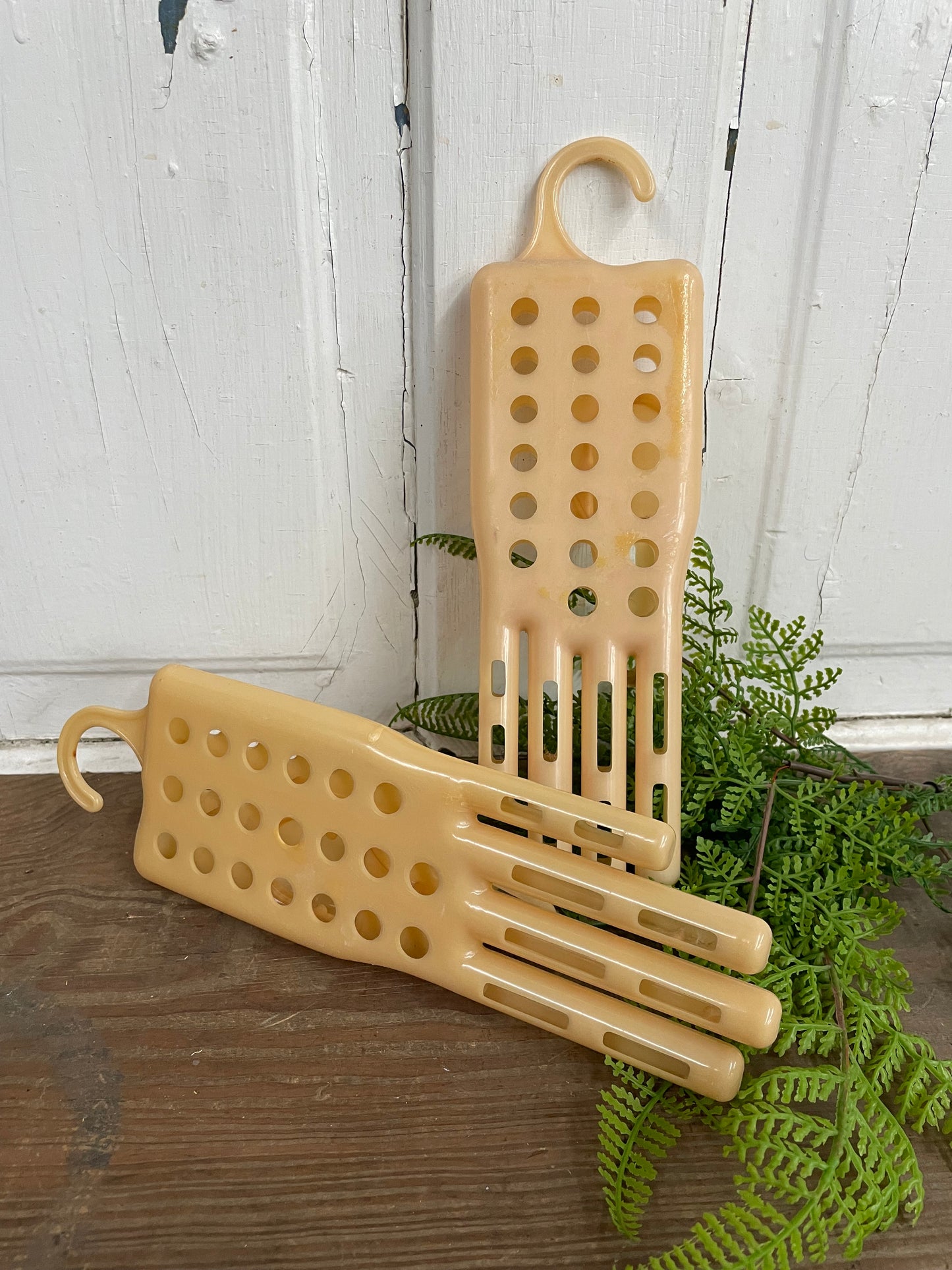 SET OF TWO GLOVE DRYERS