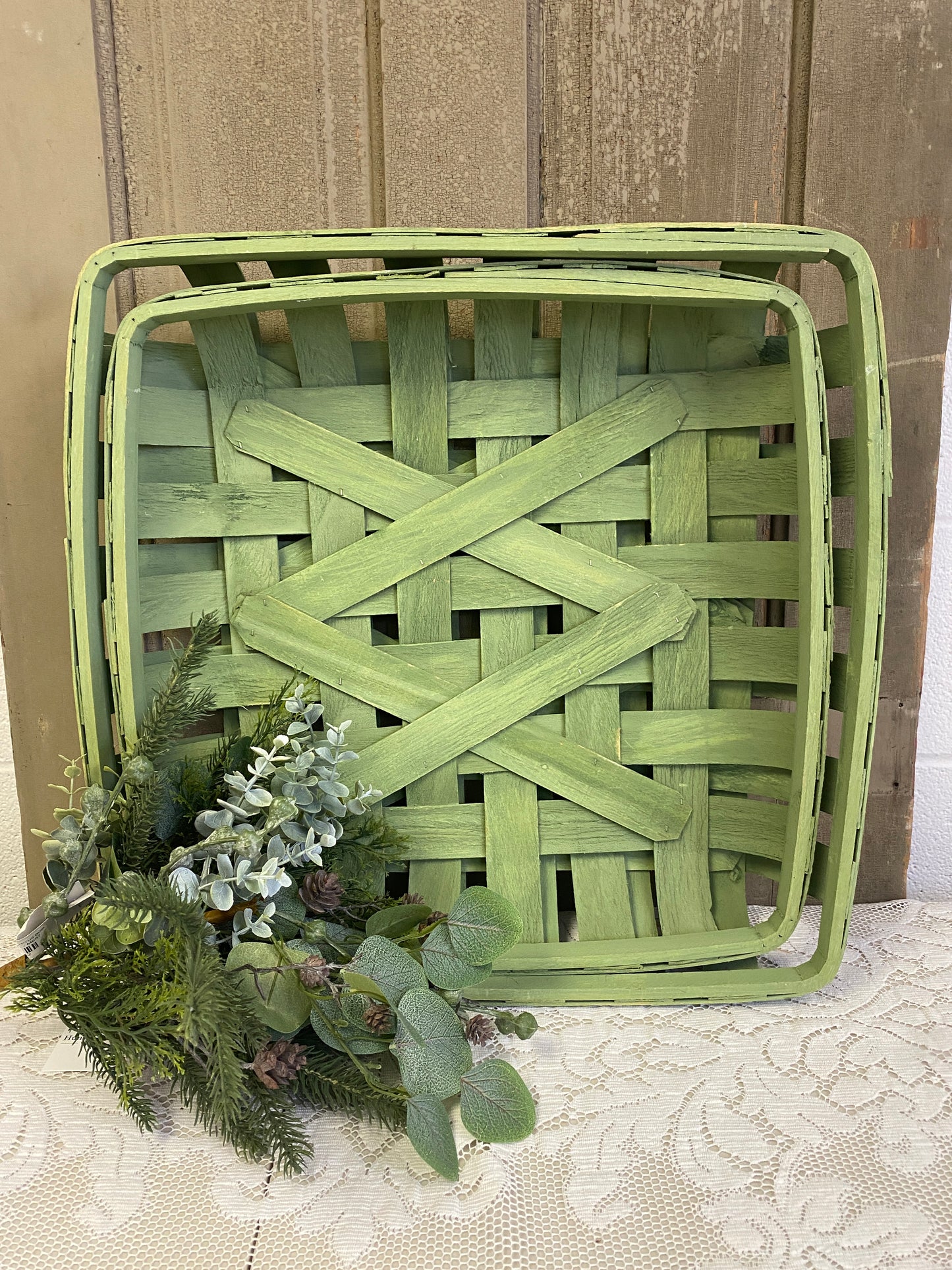 NEW - MED GREEN TOBACCO BASKET
