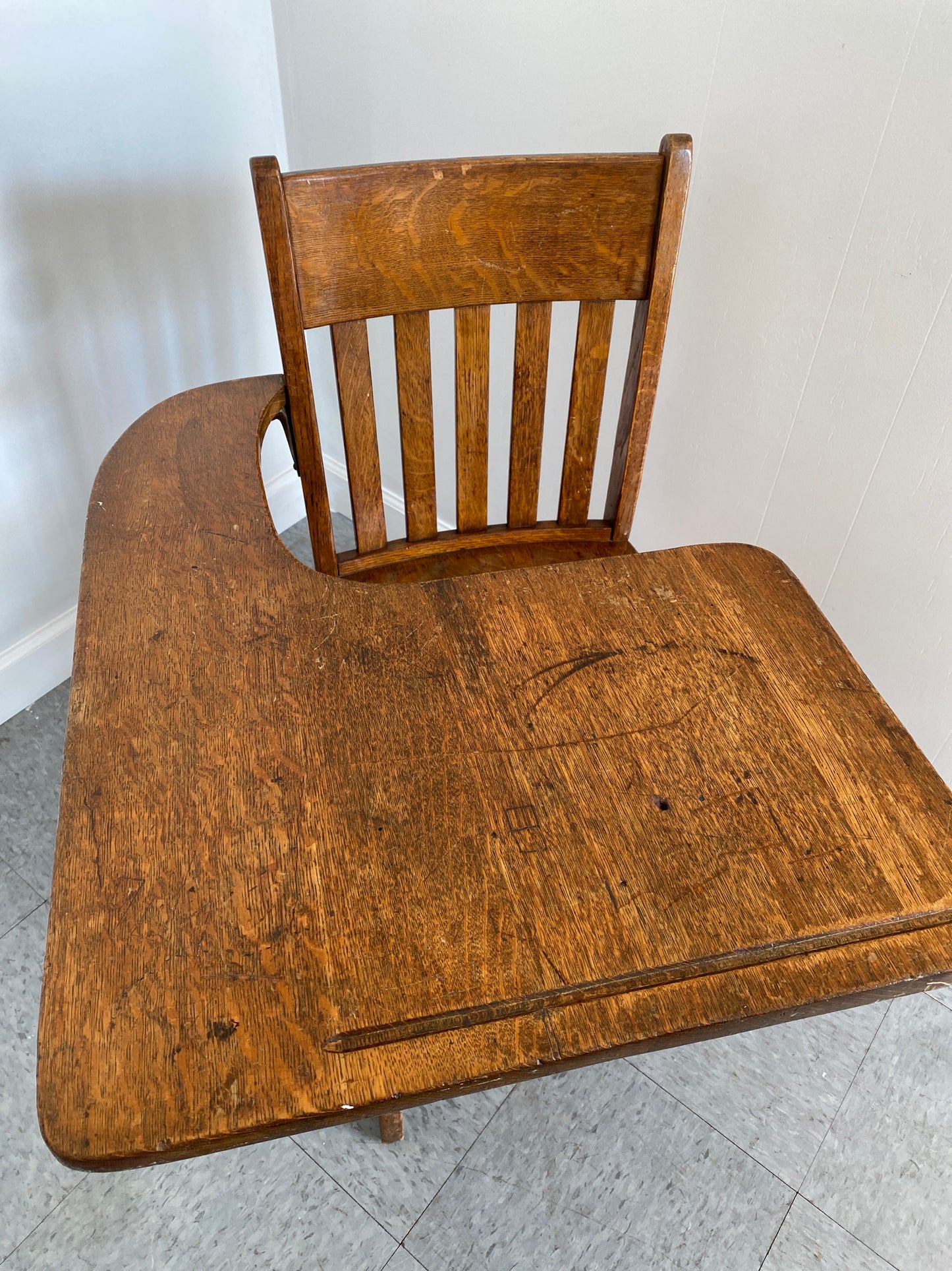 WOOD STUDENT DESK