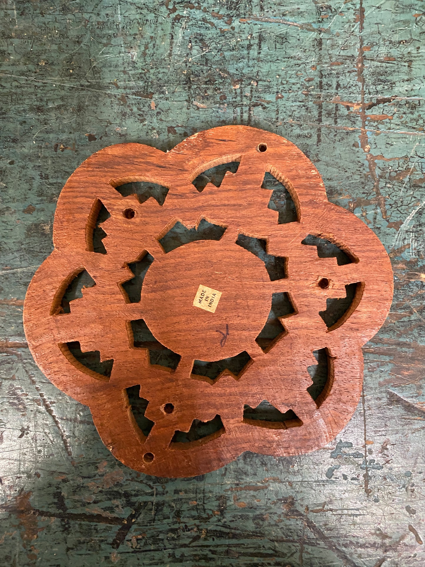 WOOD CARVED TRIVET