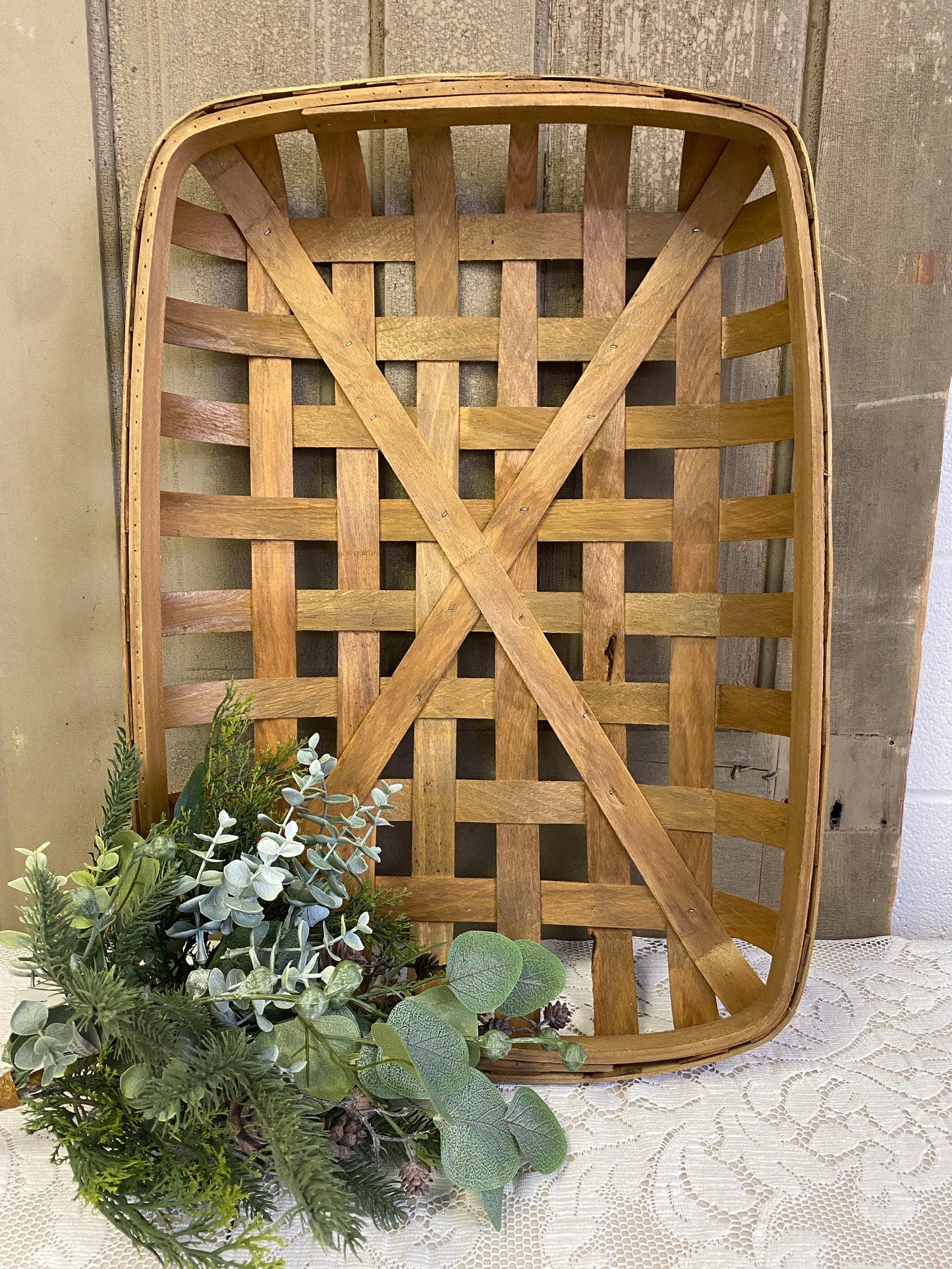NEW - MED RECTANGLE BROWN TOBACCO BASKET