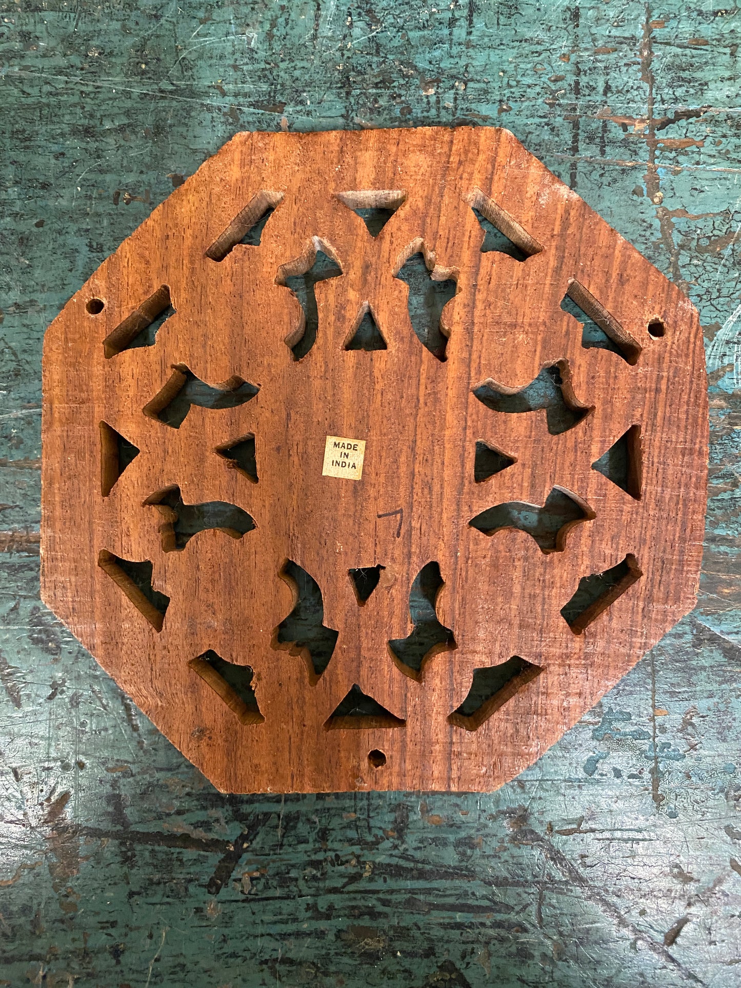 WOOD CARVED TRIVET
