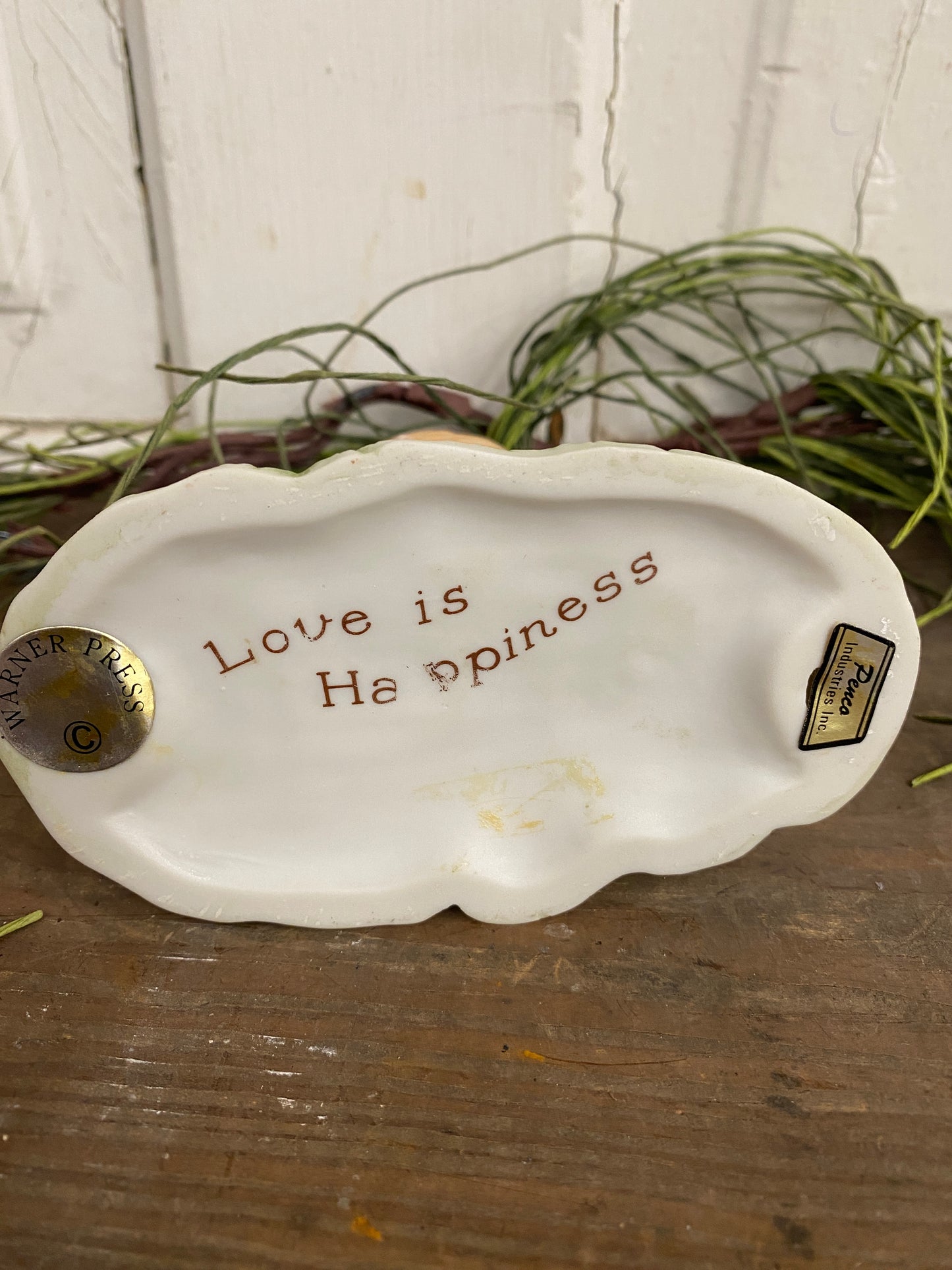 PENCO - LOVE IS HAPPINESS