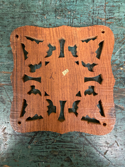 WOOD CARVED TRIVET