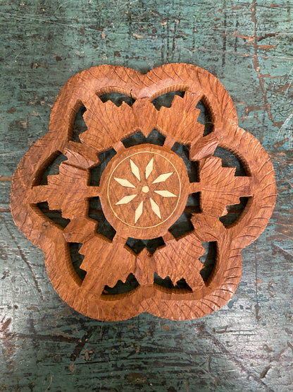 WOOD CARVED TRIVET