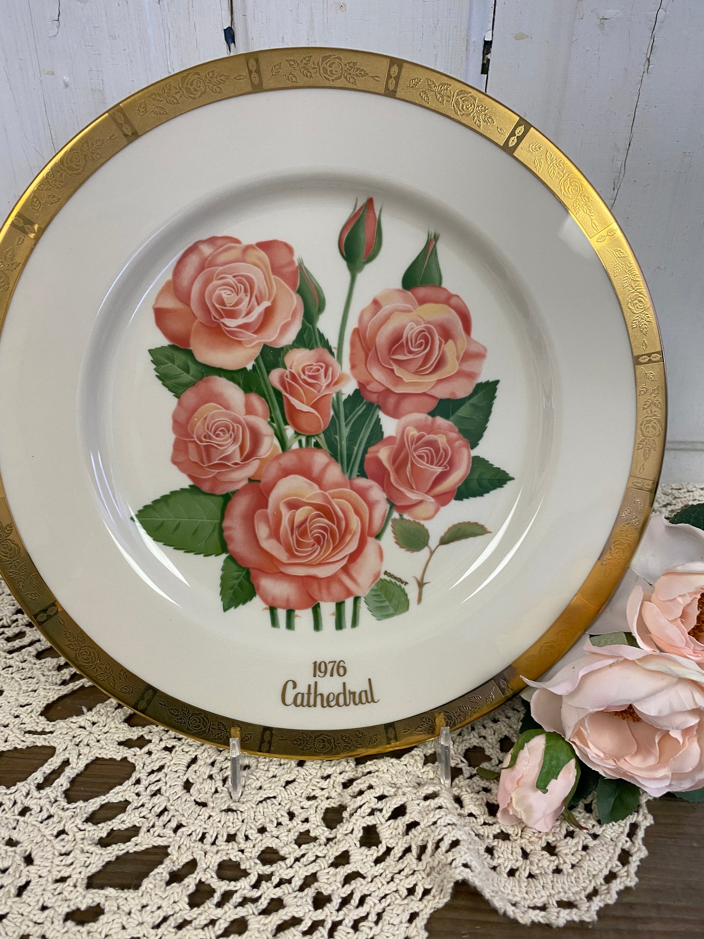 GORHAM ROSE PLATE - CATHEDRAL 1976