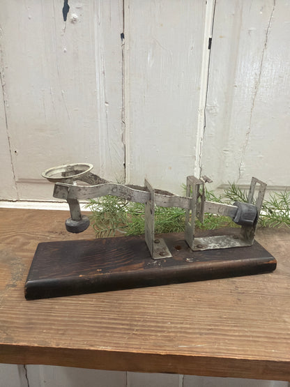 EGG SCALE