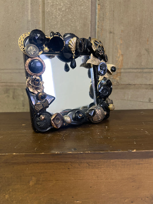 Button Picture Frame