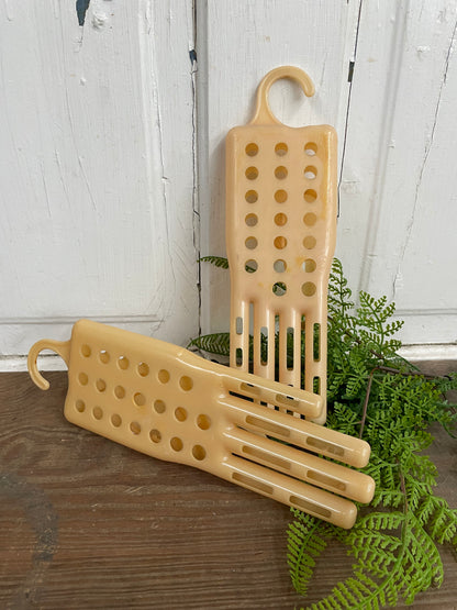 SET OF TWO GLOVE DRYERS