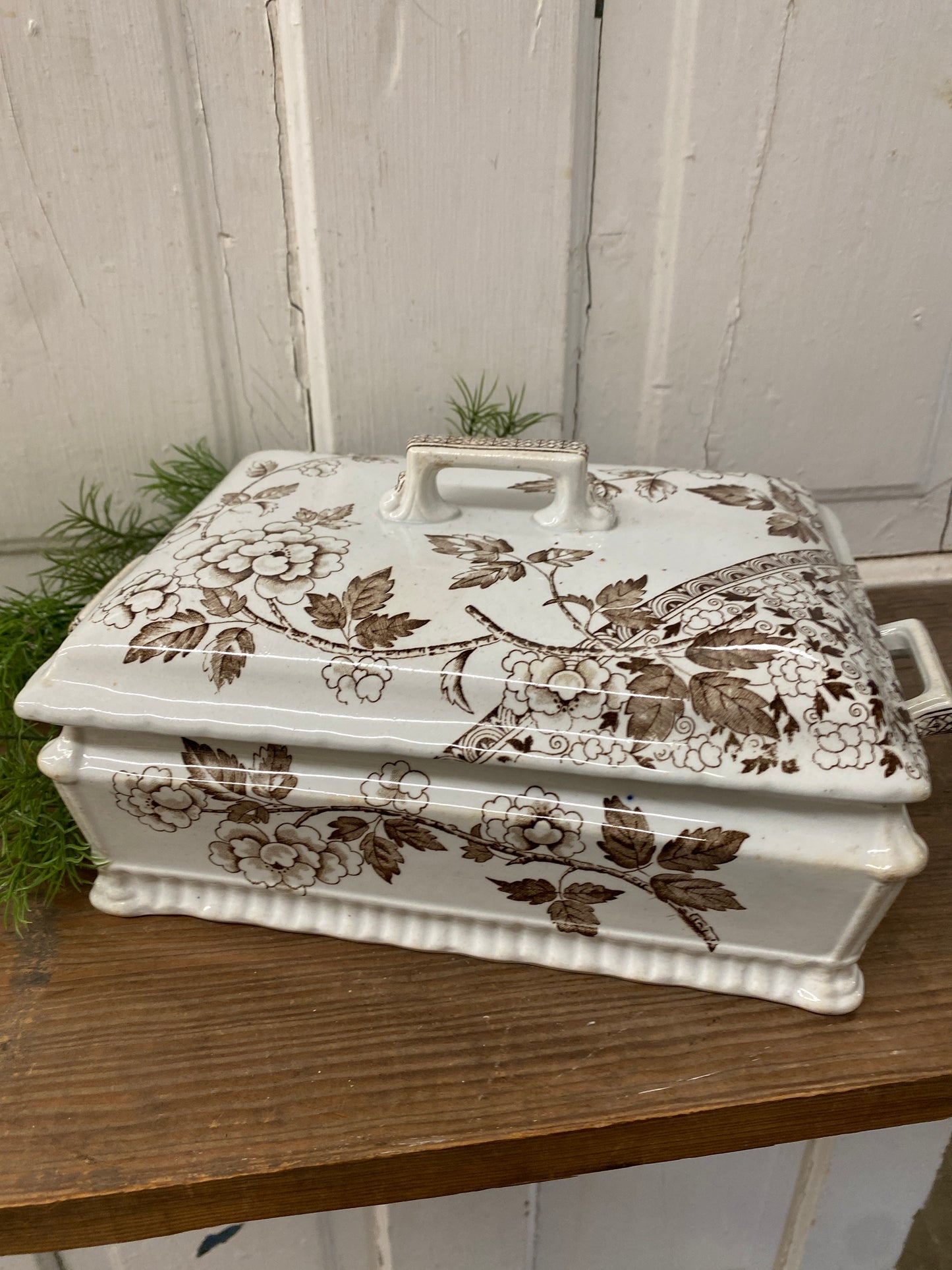 BROWN TRANSFER WARE SQUARE DISH