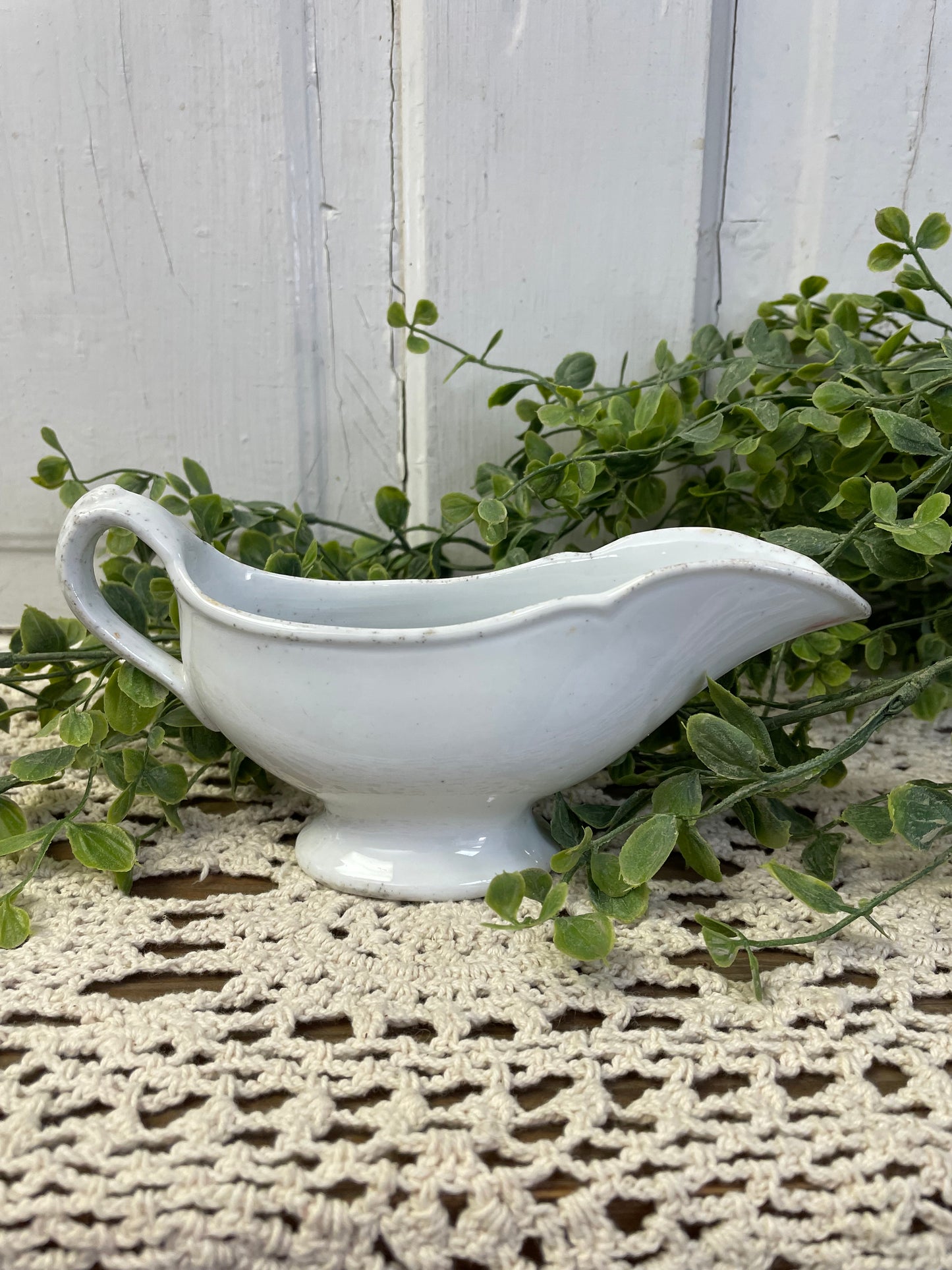 IROQUOIS CHINA GRAVY BOAT