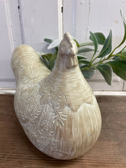 BEIGE HEN