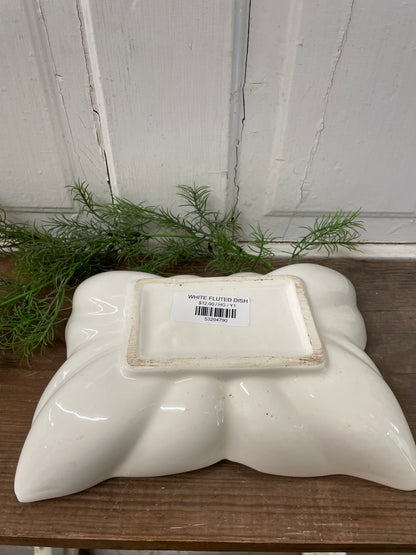 WHITE FLUTED DISH