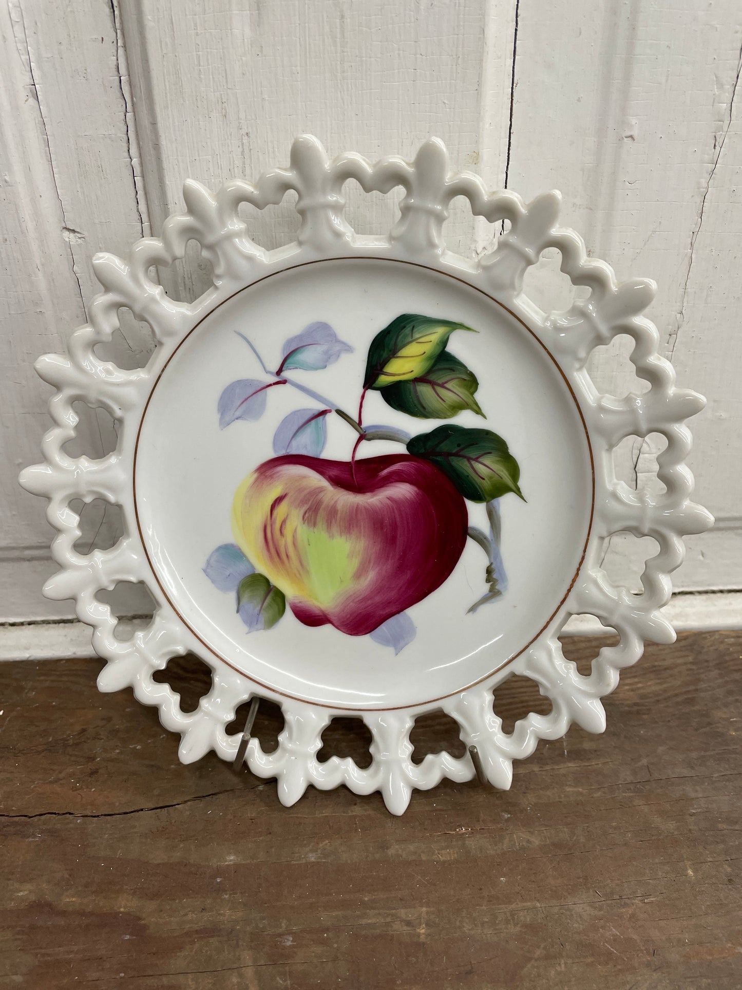 APPLE PLATE