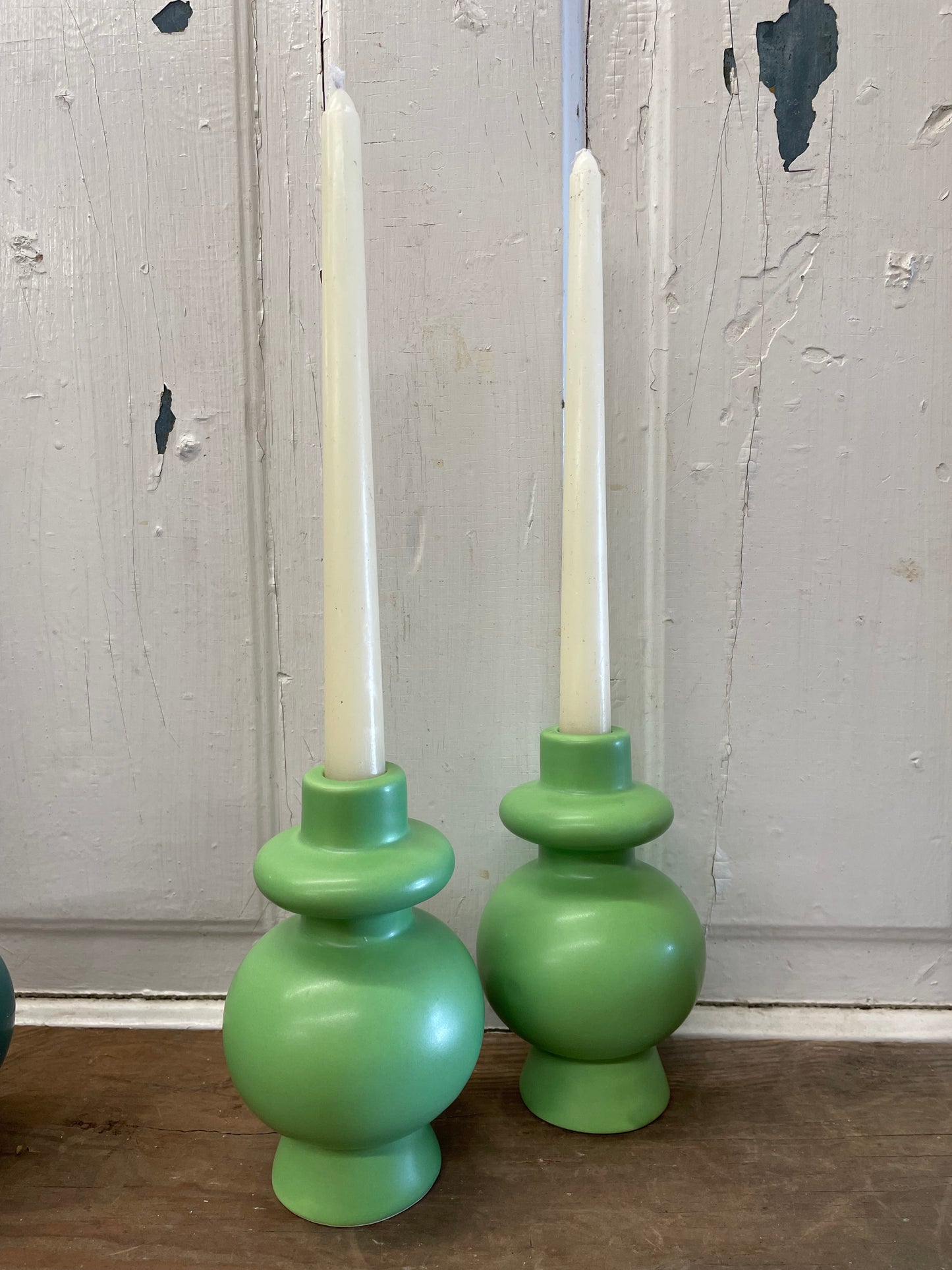 GREEN CERAMIC CANDLE HOLDER