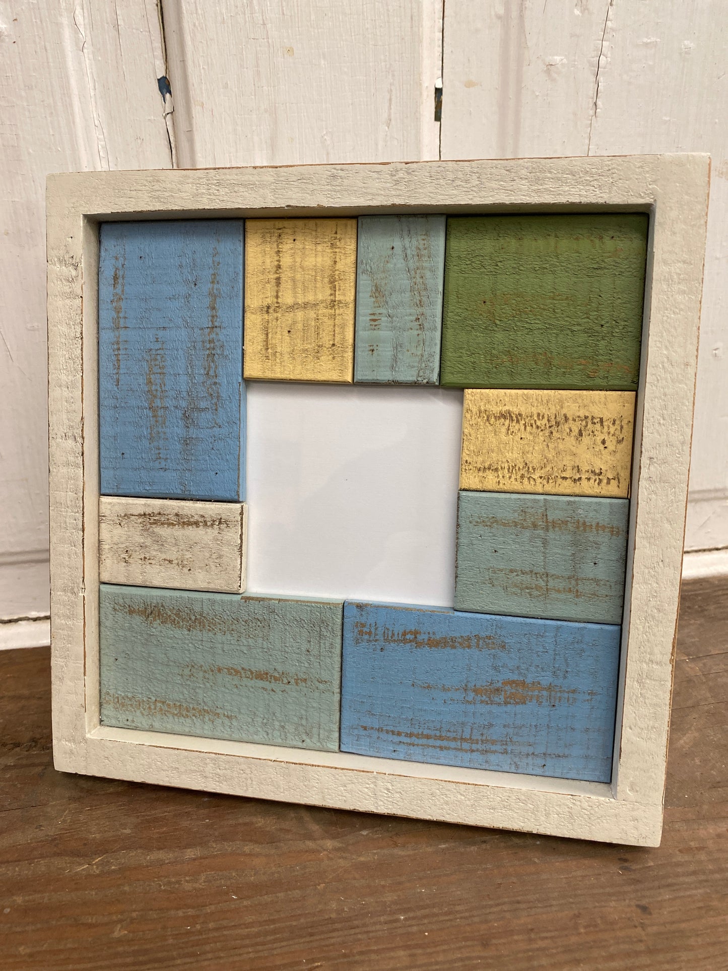 BEACH TONE FRAME