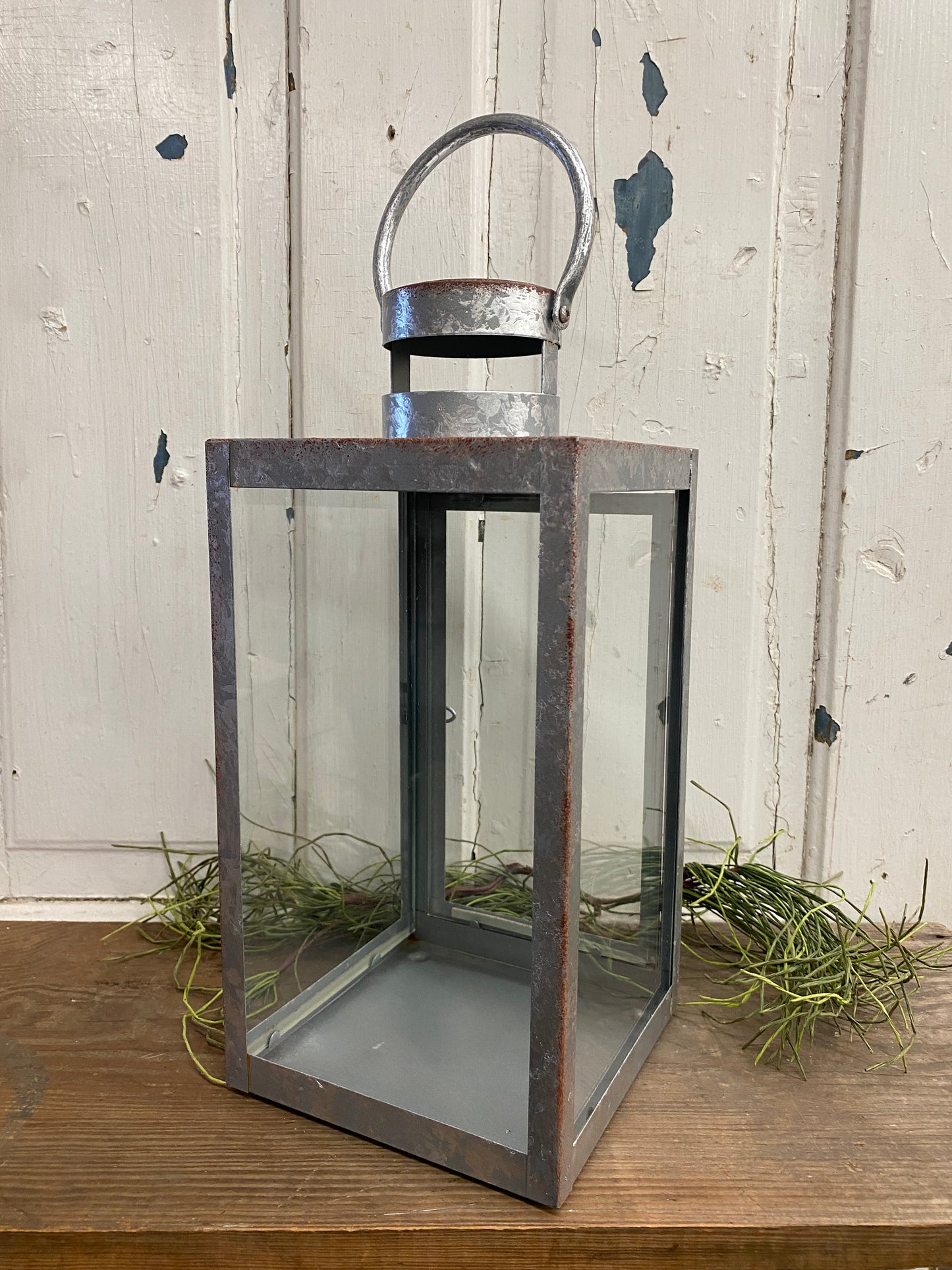 METAL LANTERN
