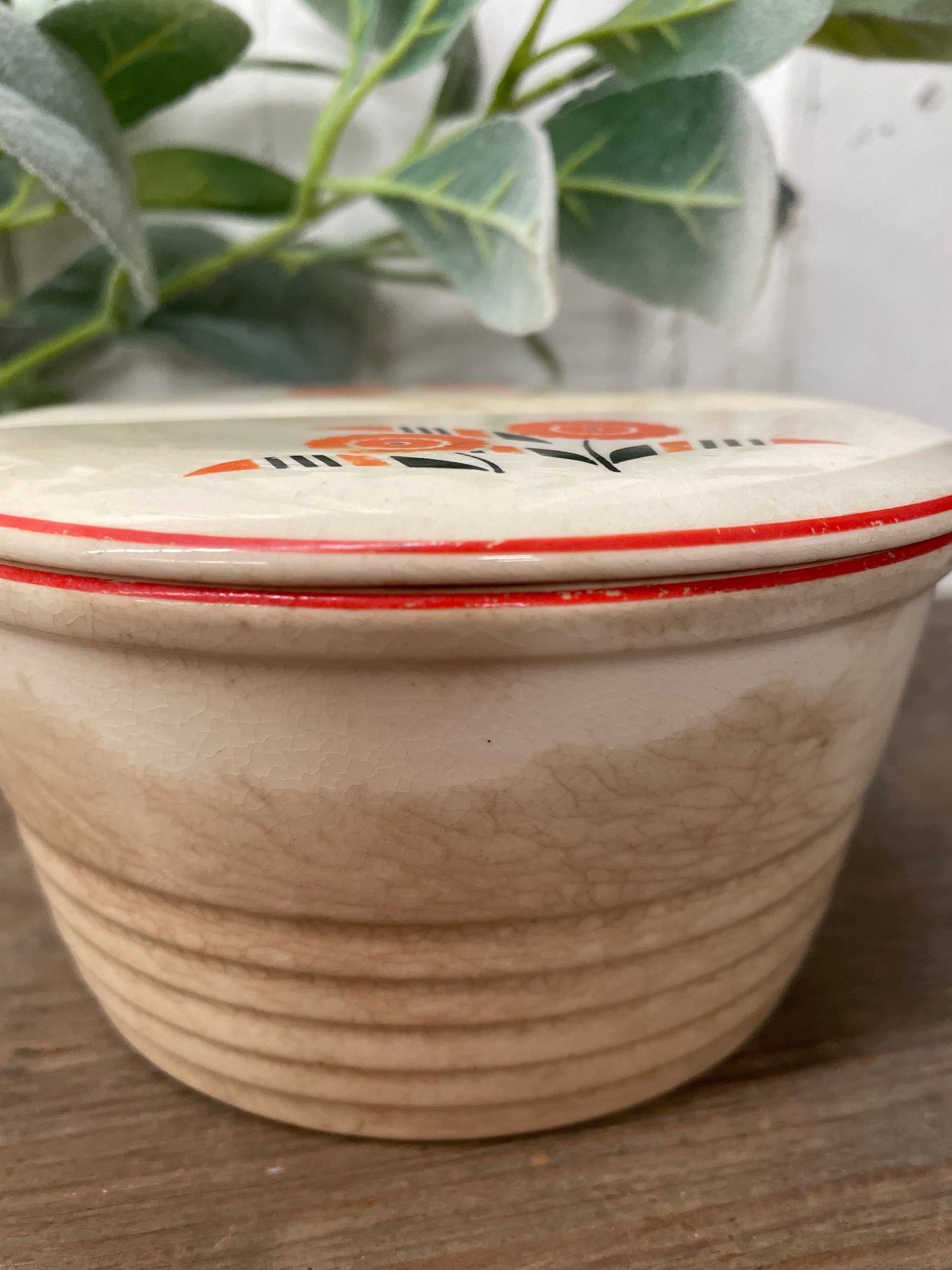 CASSEROLE WITH LID