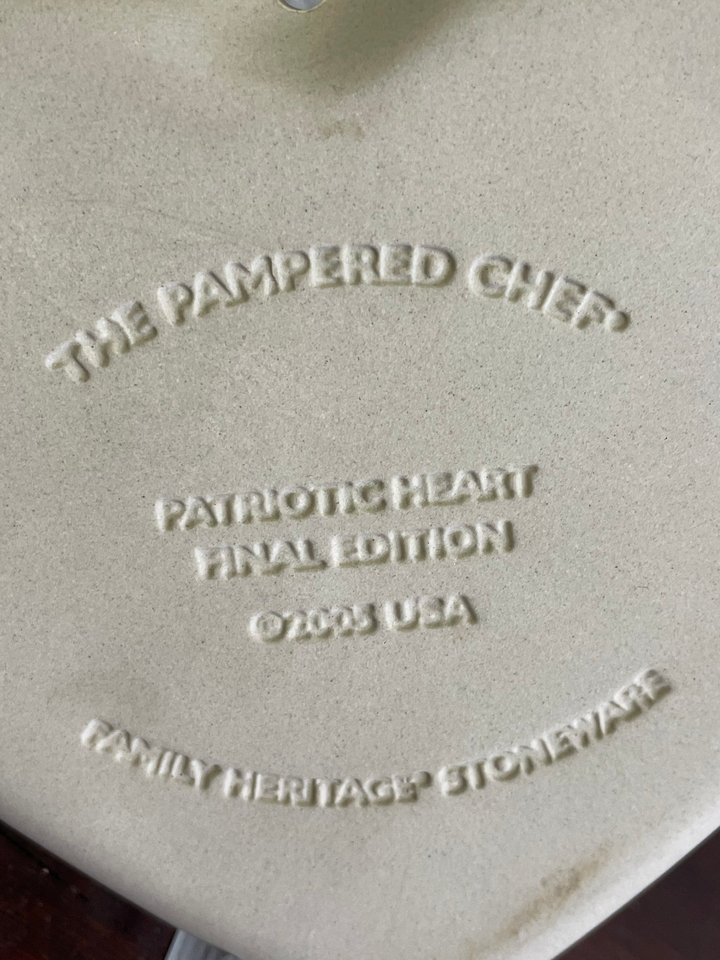PAMPERED CHEF PATRIOT HEART COOKIE MOLD