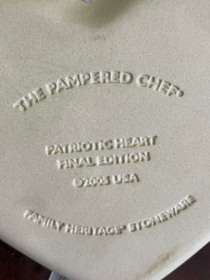 PAMPERED CHEF PATRIOT HEART COOKIE MOLD