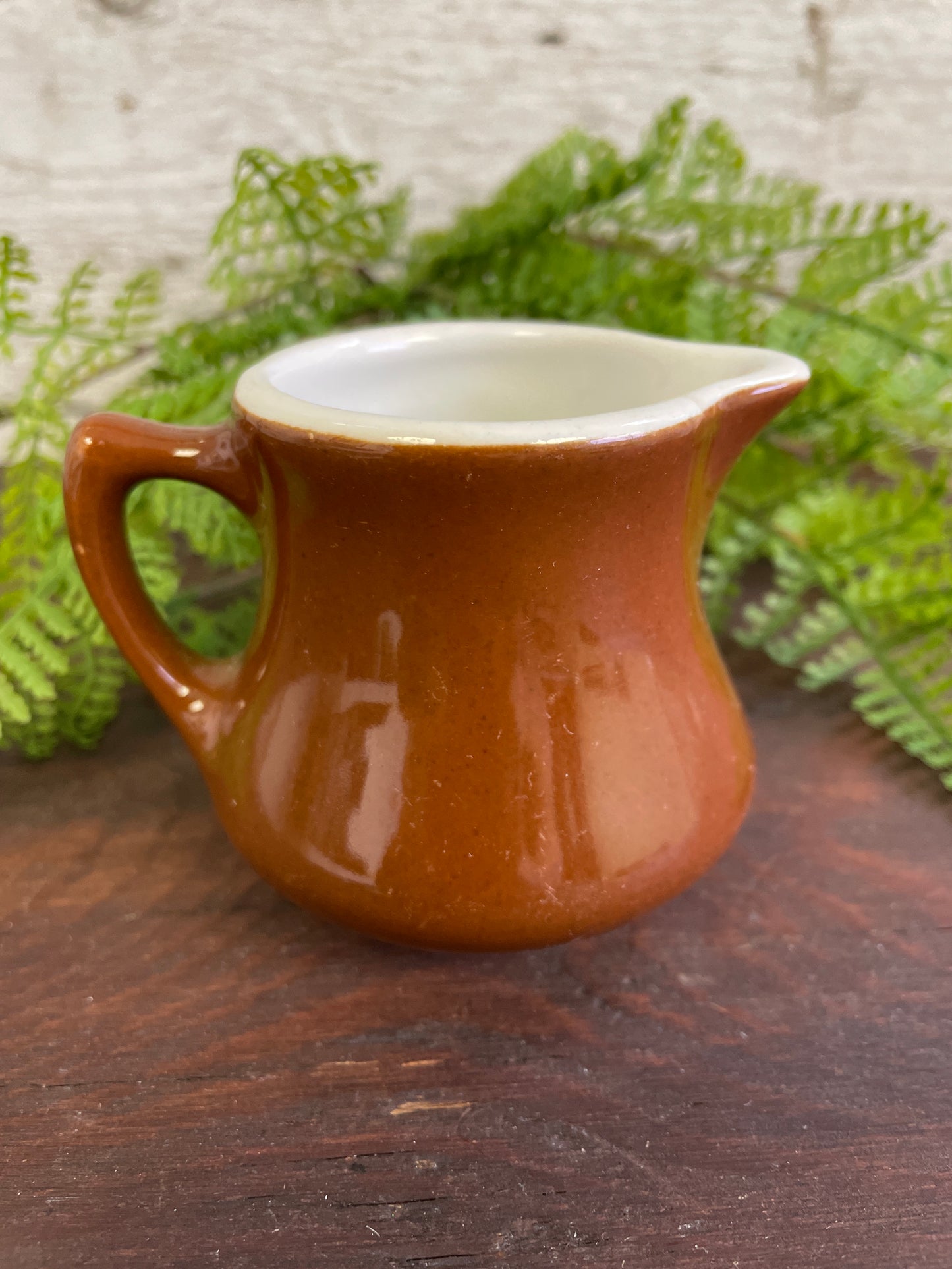 CREAMER - HALL BROWN