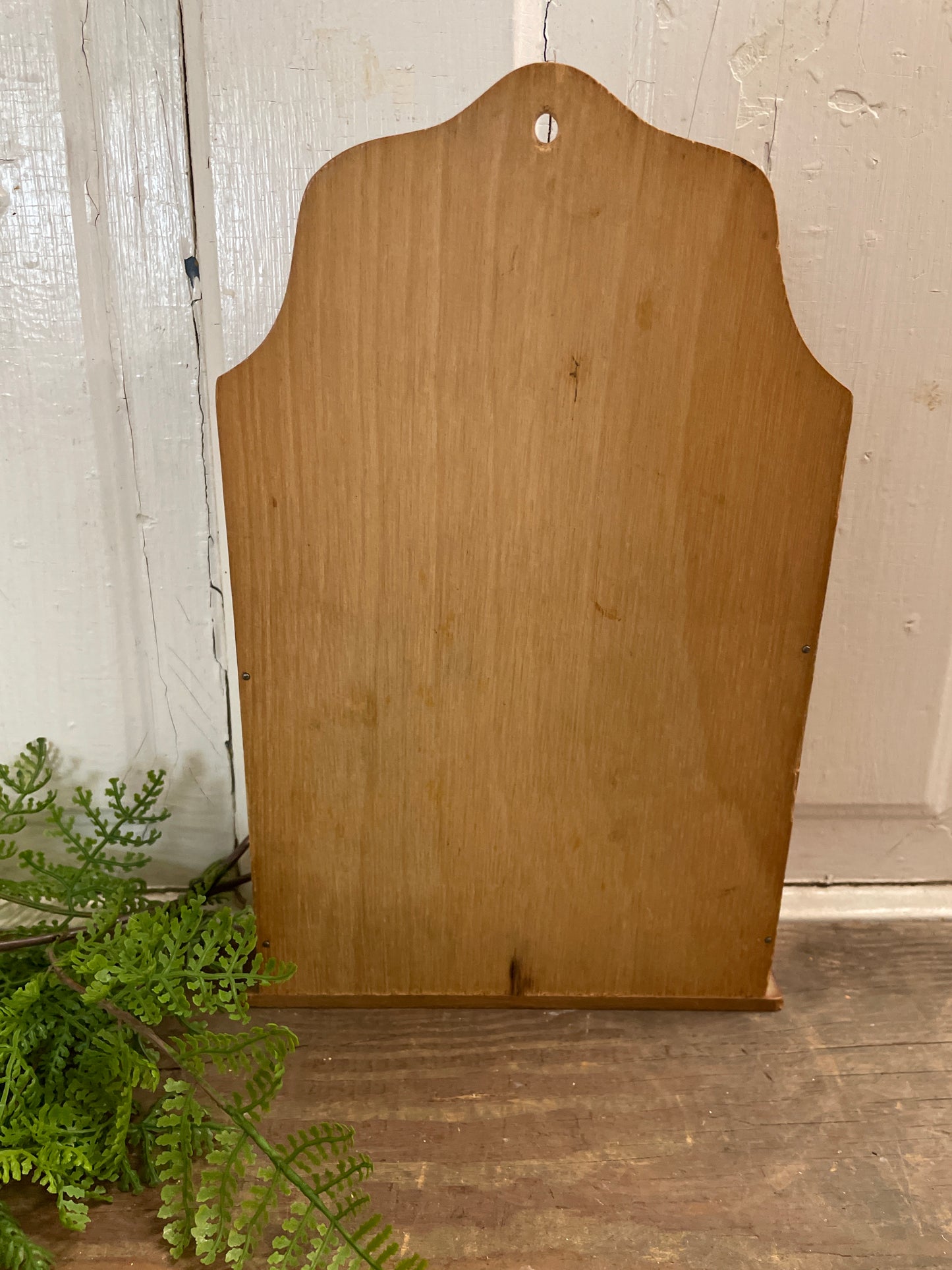 FOLK ART MAIL HOLDER