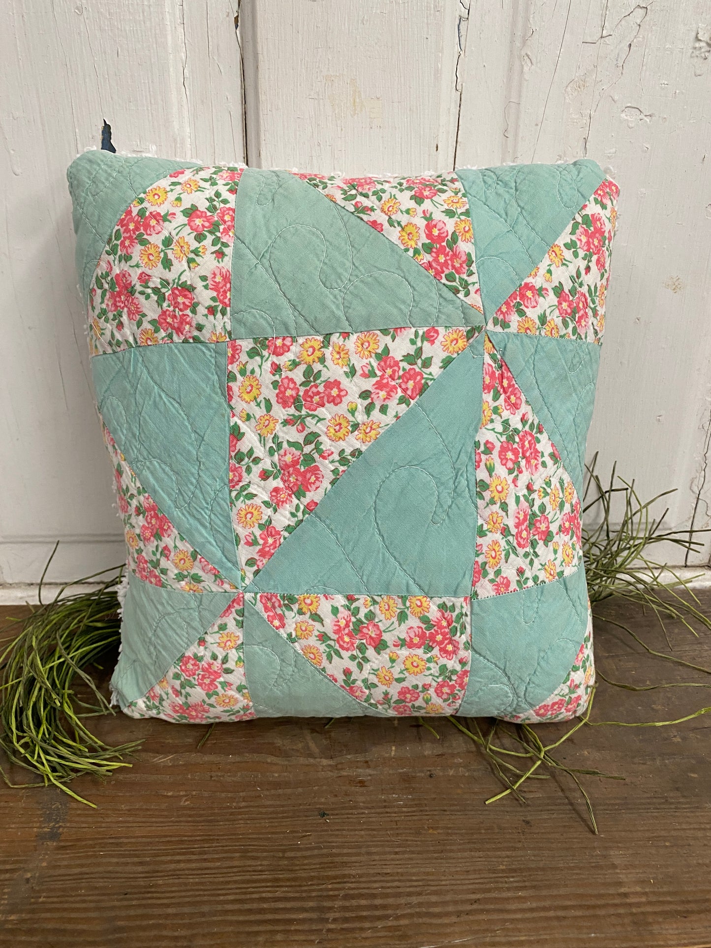 AQUA TRIANGLE QUILT