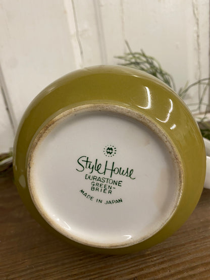 COFFEE POT STYLE HOUSE GREEN BRIAR