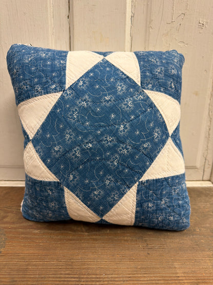 BLUE QUILT
