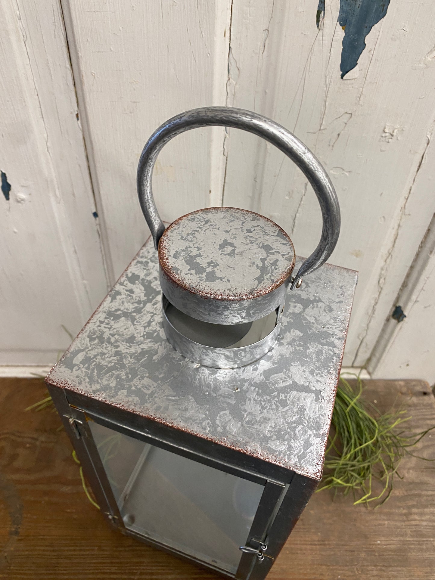 METAL LANTERN