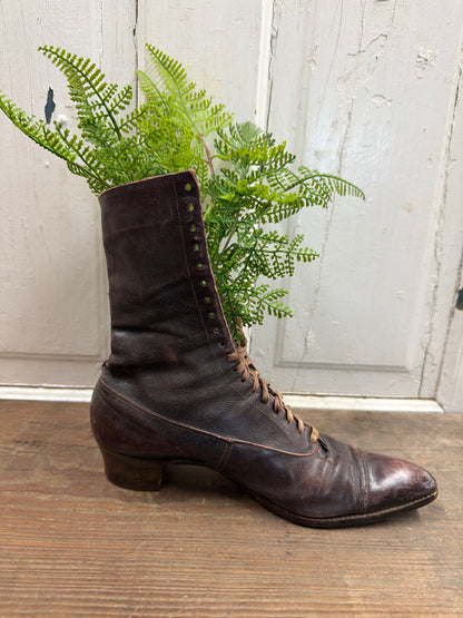 VINTAGE LEATHER SHOE