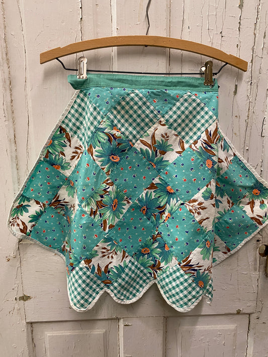 VINTAGE APRON