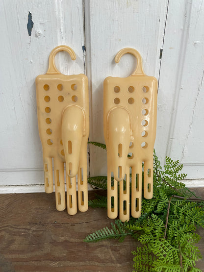 SET OF TWO GLOVE DRYERS