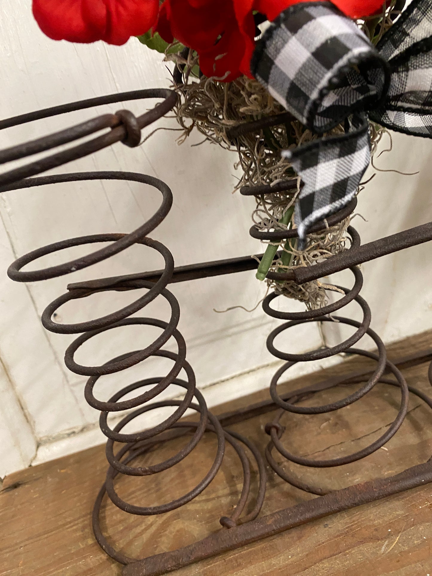 METAL BED SPRING RACK