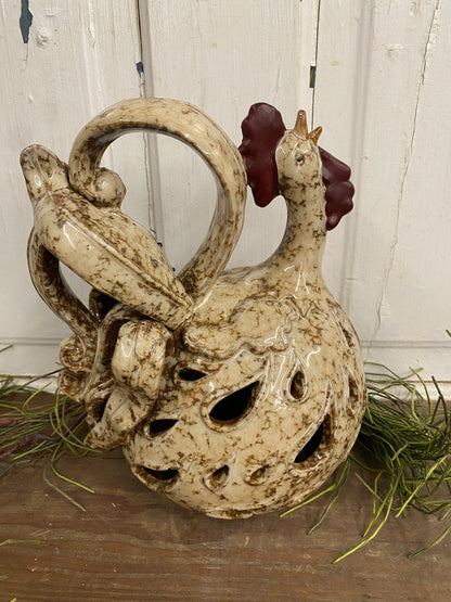 RUSTIC ROOSTER DECOR