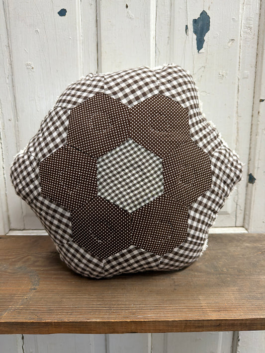BROWN GINGHAM FLOWER