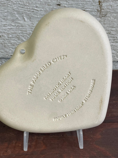 PAMPERED CHEF PATRIOT HEART COOKIE MOLD
