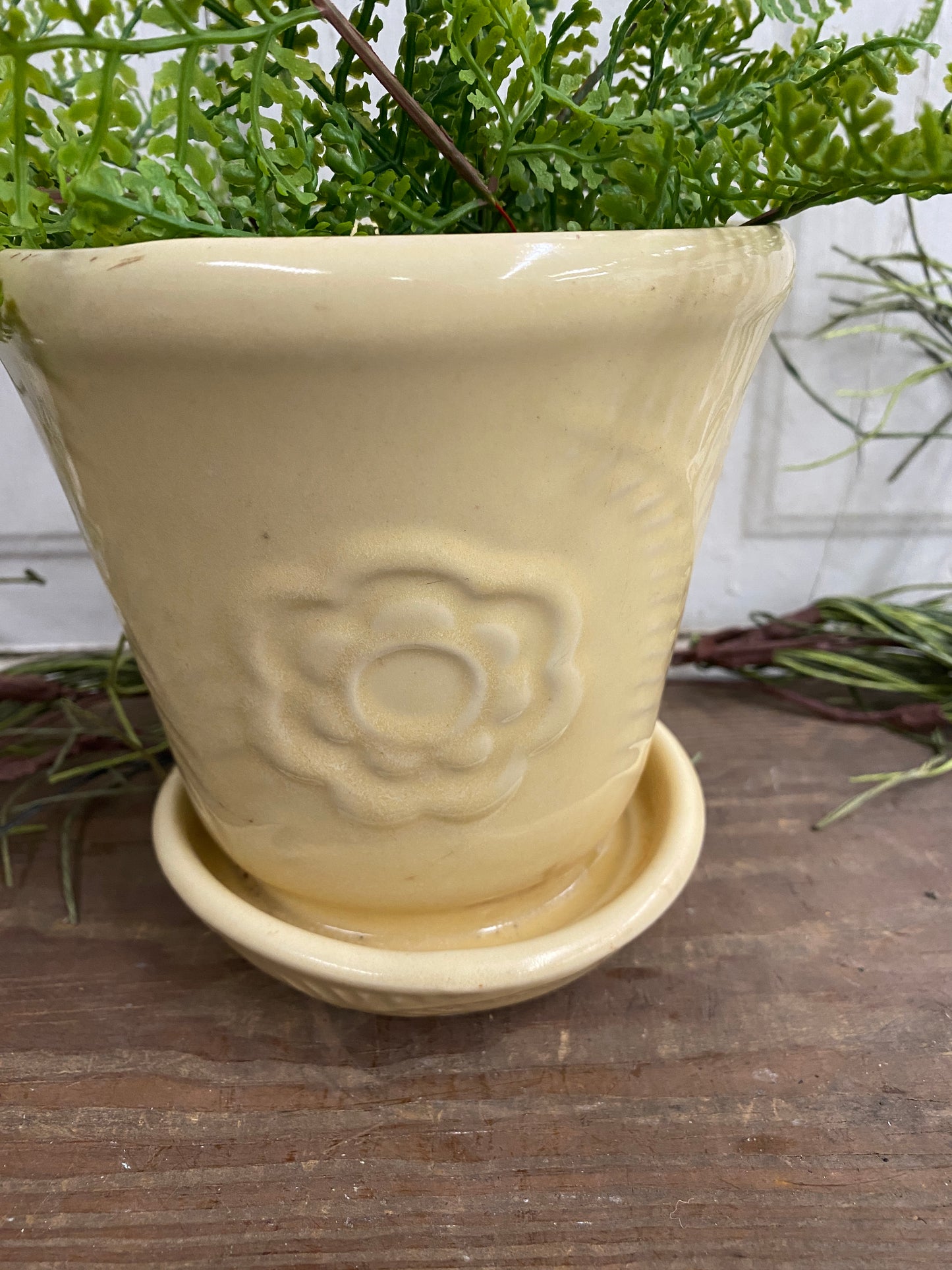 YELLOW PLANTER