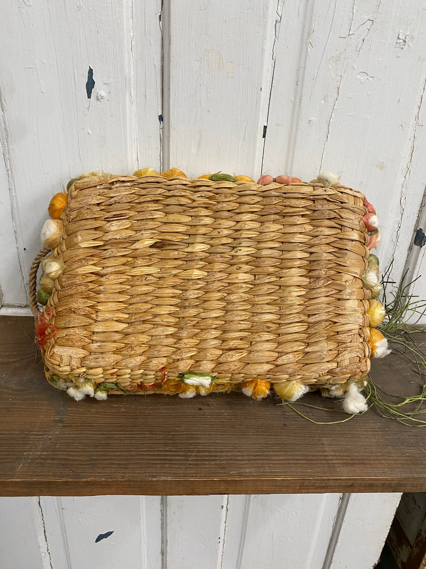 VINTAGE CASSEROLE BASKET