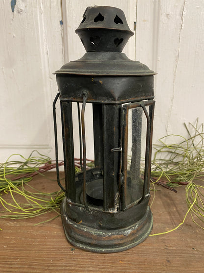 BLACK METAL LANTERN