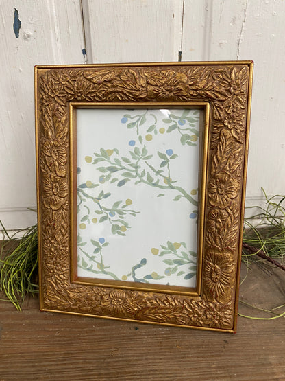 GOLD FLORAL FRAME