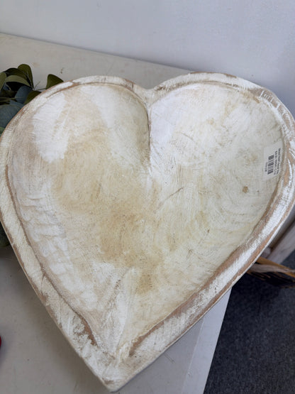 Wood heart decor tray