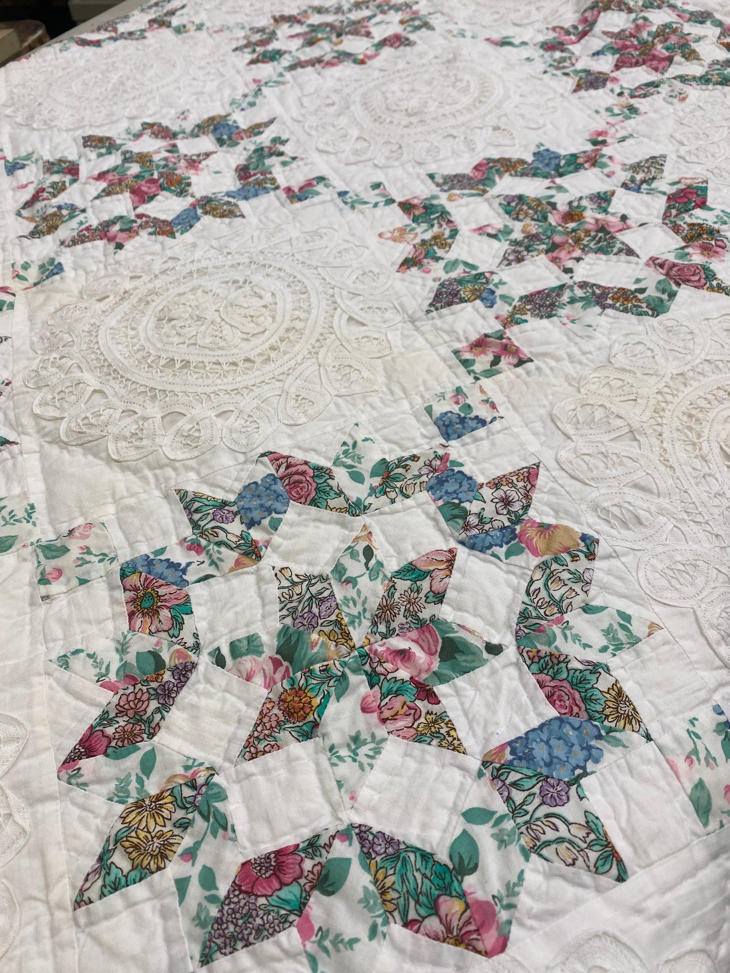BATTENBURG LACE QUILT