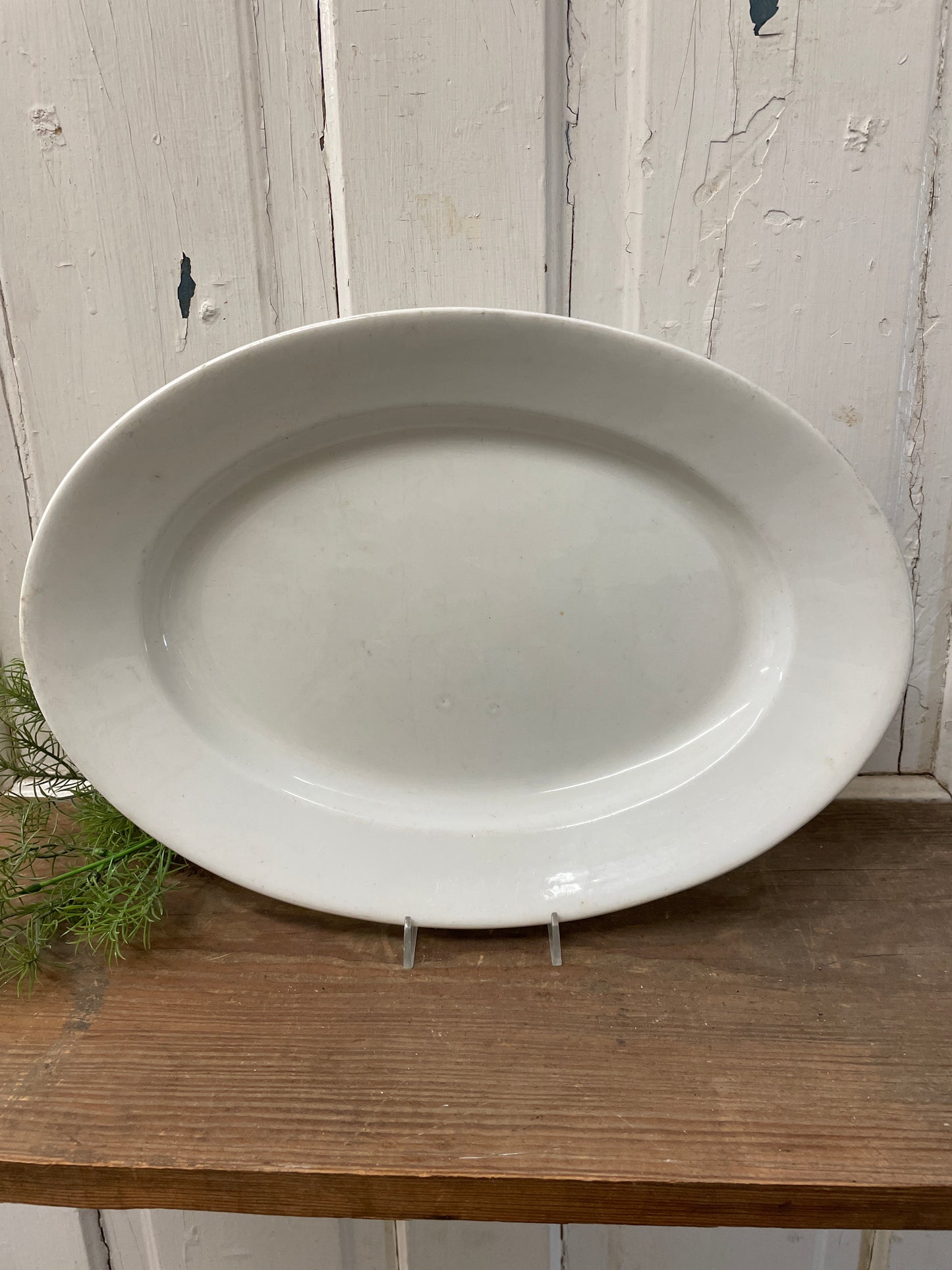 IRONSTONE PLATTER