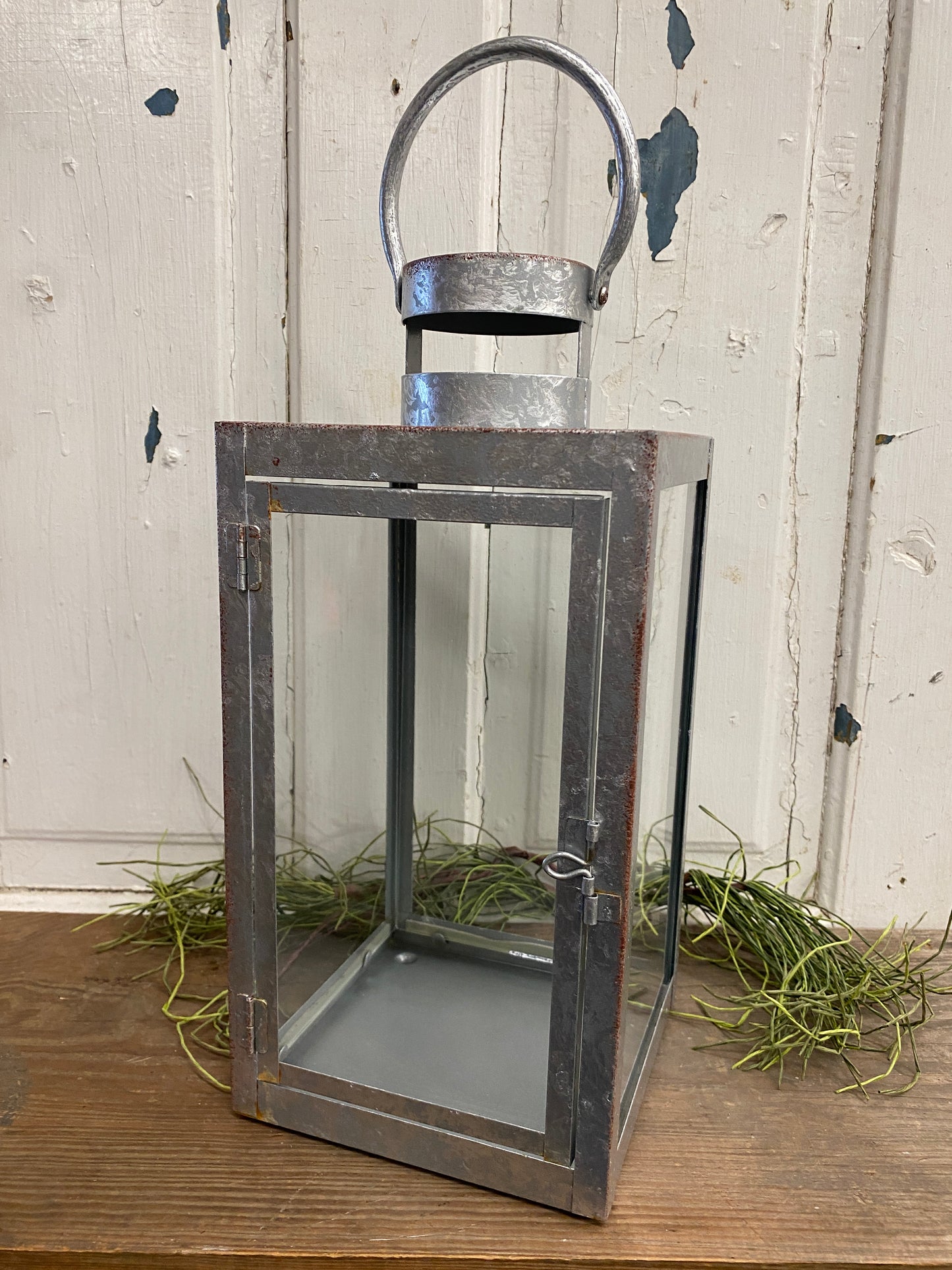 METAL LANTERN