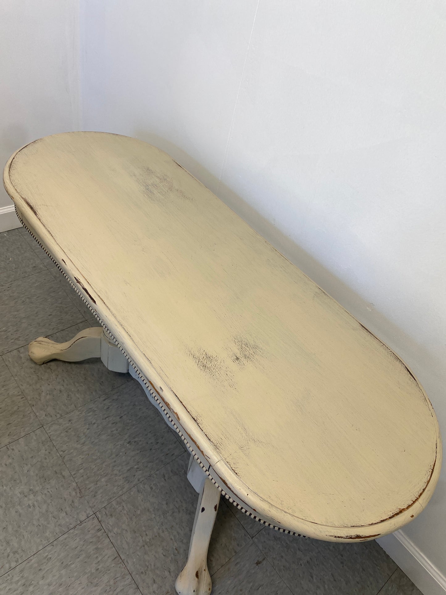 OVAL SOFA TABLE