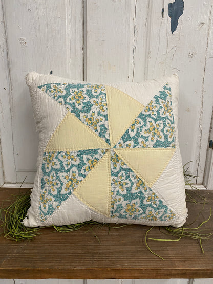 YELLOW TRIANGLE QUILT