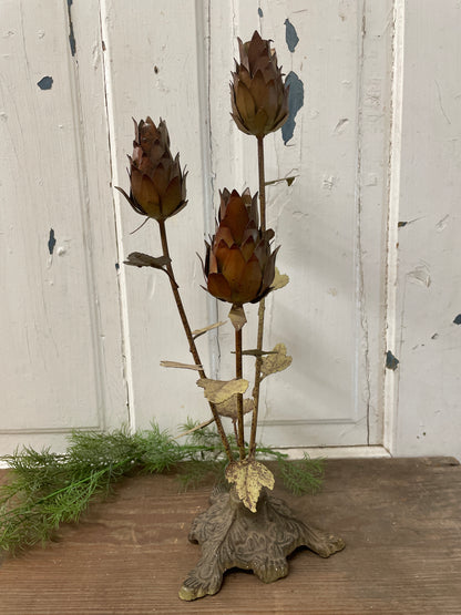METAL FLOWERS CANDLE HOLDER